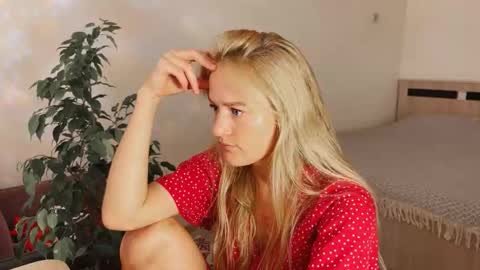 hannah levis  online show from 26, 9, 2025