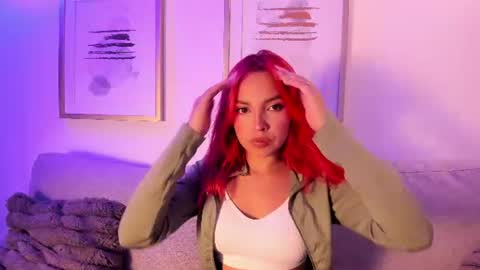 Snapshot of hannah_rosee_ chatting on 17, 7, 2026 Hannah online show from 17, 7, 2026