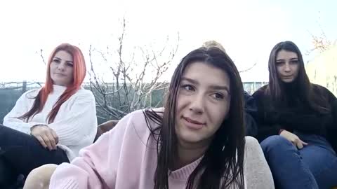 Rose online show from 19, 1, 2025