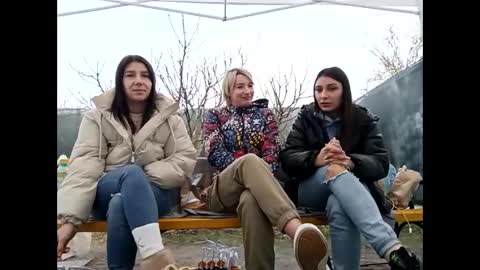 Rose online show from 1, 2, 2025