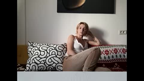 Rose online show from 11, 2, 2025