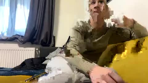 Rose online show from 9, 3, 2025