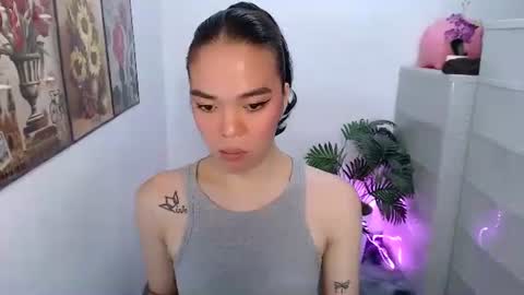 Snapshot of hannahforyou chatting on 5, 5, 2026 HANNAH online show from 5, 5, 2026