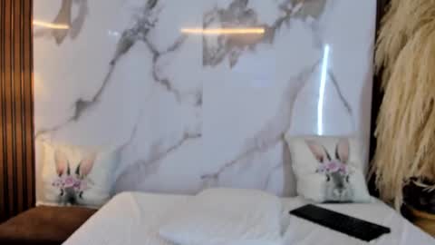 Hannahill69 online show from 24, 2, 2025