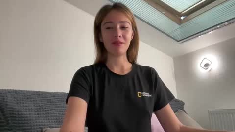 hannahinto online show from 19, 11, 2025