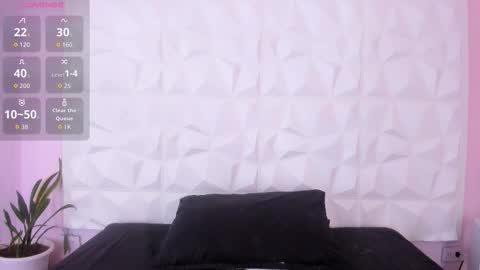 hannahtoons_ online show from 18, 12, 2025