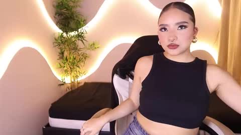 Snapshot of hannax__ chatting on 2, 10, 2025 hannax__ online show from 2, 10, 2025