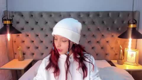 Snapshot of hanniesmile chatting on 27, 2, 2025 Hanni online show from 27, 2, 2025