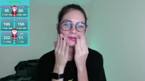 Snapshot of hanny_333 chatting on 26, 12, 2024 hanny_333 online show from 26, 12, 2024