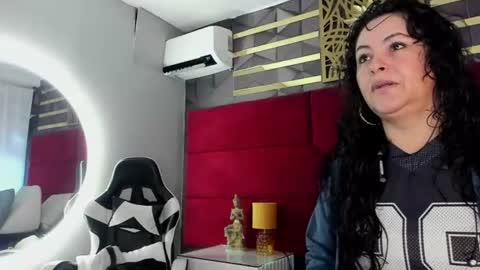 Snapshot of hanny_bliss chatting on 30, 6, 2026 Hanny online show from 30, 6, 2026