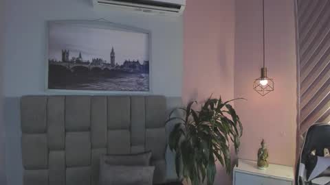 Snapshot of hanny_milf_ chatting on 14, 9, 2025 HANNY online show from 14, 9, 2025