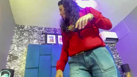 Snapshot of hanny_milf_ chatting on 22, 10, 2025 HANNY online show from 22, 10, 2025