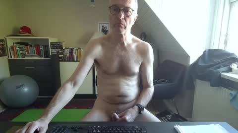 Snapshot of hanse_1 chatting on 2, 5, 2026 Hanse online show from 2, 5, 2026