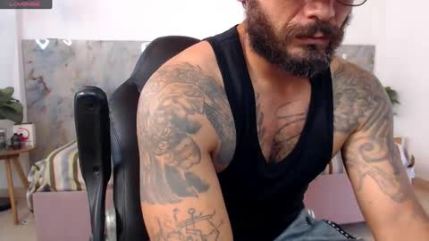 Snapshot of hanz_col chatting on 12, 5, 2026 hanz_col online show from 12, 5, 2026