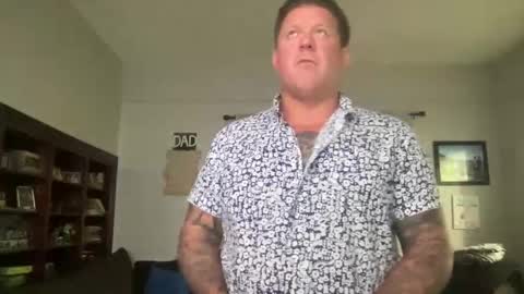 Snapshot of happilymarr1ed chatting on 14, 9, 2025 DadBod online show from 14, 9, 2025