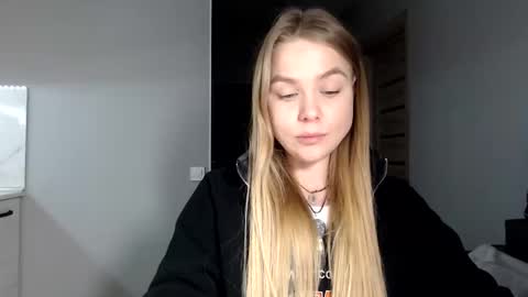 happy_fox_ online show from 15, 2, 2026