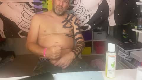 Josh Hamilton online show from 4, 1, 2025