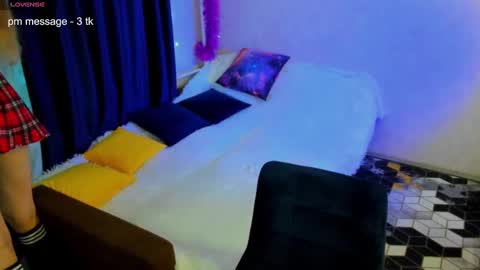 Stephanie online show from 8, 3, 2025