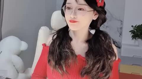 Daisy online show from 10, 2, 2025