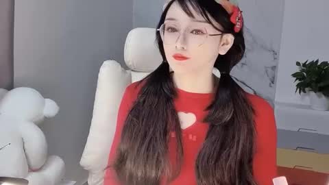 Daisy online show from 20, 2, 2025