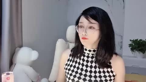 Daisy online show from 6, 3, 2025