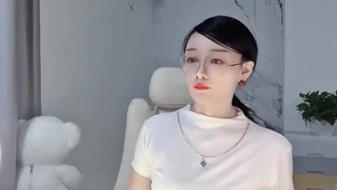 Daisy online show from 10, 3, 2025