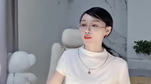 Daisy online show from 10, 3, 2025