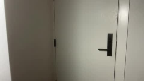 hard4you242 online show from 4, 11, 2025