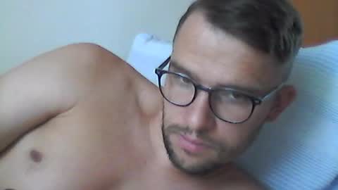 Snapshot of hardboylovemilfmoom chatting on 11, 7, 2026 hardboylovemilfmoom online show from 11, 7, 2026