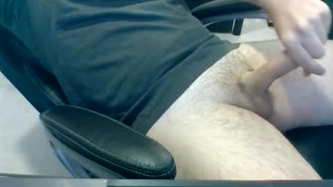 Snapshot of hardcock2889 chatting on 5, 5, 2026 Makeithappen9086 online show from 5, 5, 2026