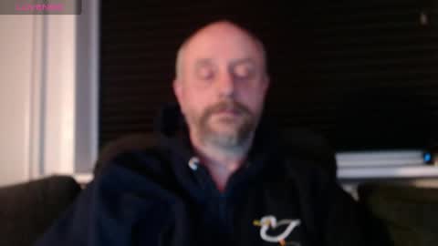 Snapshot of hardmrlazy chatting on 4, 3, 2025 MrLazy online show from 4, 3, 2025