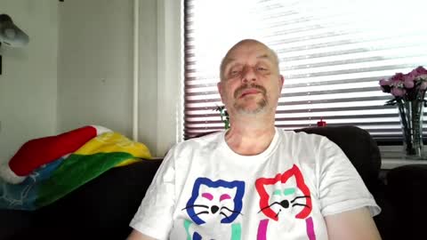 MrLazy online show from 7, 6, 2026