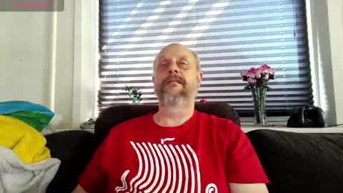 Snapshot of hardmrlazy chatting on 9, 7, 2026 MrLazy online show from 9, 7, 2026