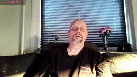 Snapshot of hardmrlazy chatting on 15, 7, 2026 MrLazy online show from 15, 7, 2026