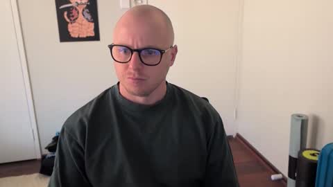 Stand Lee online show from 10, 11, 2025