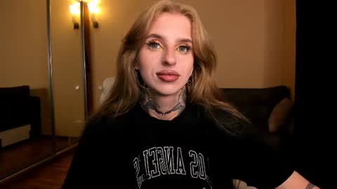 Julia online show from 21, 7, 2026