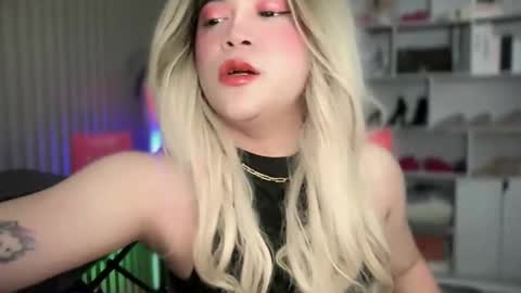 Snapshot of harley_queen69x chatting on 15, 9, 2025 BABY KIMMY online show from 15, 9, 2025