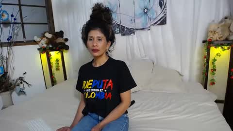 Snapshot of harley_quinns1 chatting on 20, 12, 2024 harley_quinns1 online show from 20, 12, 2024