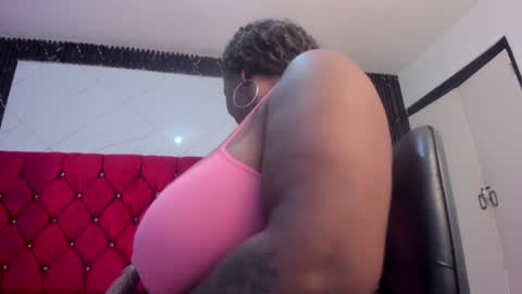Snapshot of harleyevaans chatting on 8, 1, 2025 Harley Evaans online show from 8, 1, 2025