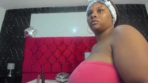 Snapshot of harleyevaans chatting on 18, 2, 2025 Harley Evaans online show from 18, 2, 2025