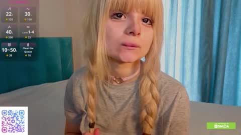 Snapshot of harleyheat69 chatting on 18, 12, 2025 Hanna online show from 18, 12, 2025