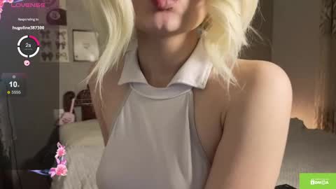 Snapshot of harleyheat69 chatting on 3, 5, 2026 Hanna online show from 3, 5, 2026