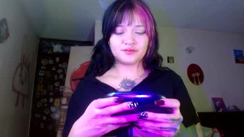 Im Emily and I could be the love of your life    online show from 27, 4, 2026