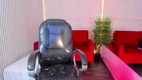 HasleyCarter online show from 6, 1, 2026