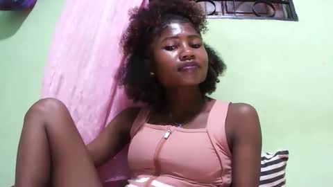 Snapshot of hasleyinah chatting on 13, 1, 2026 hasleyinah online show from 13, 1, 2026