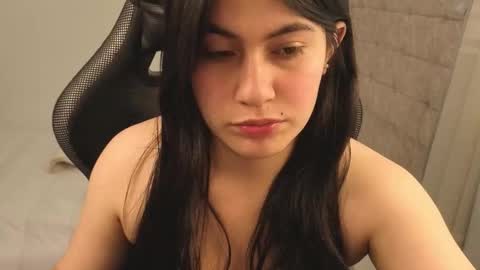 hasszul_2 online show from 12, 3, 2026