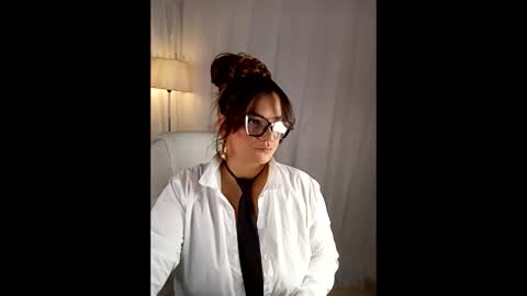 leila online show from 10, 4, 2026