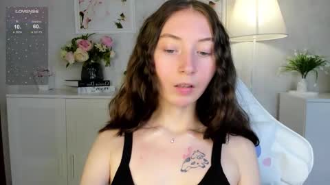 Lola online show from 23, 10, 2025