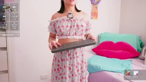 Snapshot of hawaiibliss chatting on 5, 4, 2026 hawaiibliss online show from 5, 4, 2026