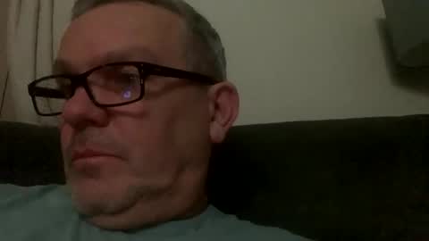 hawks2113 online show from 15, 2, 2025